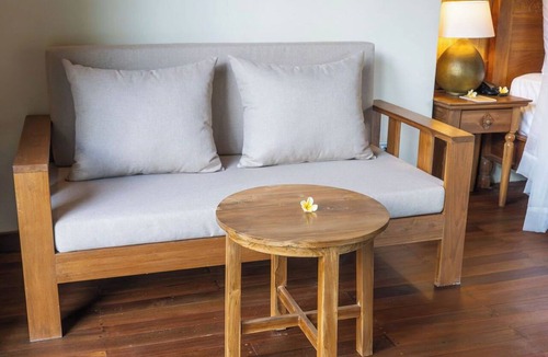 Taro Resort | The Compass Rose Valley