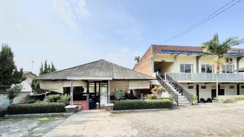 Megamendung Hotel | The Kanzi Hotel & Village
