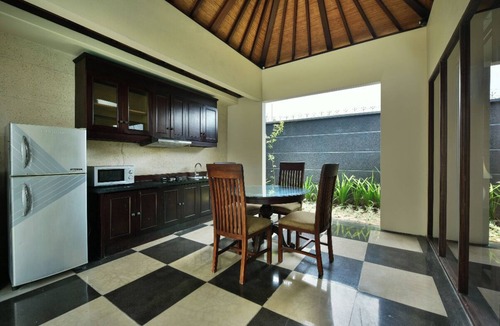 Petitenget Villa | The Khayangan Dreams Villa Seminyak