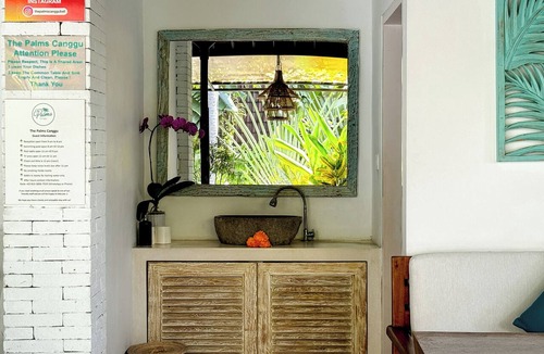Batu Bolong Hotel | The Palms Canggu