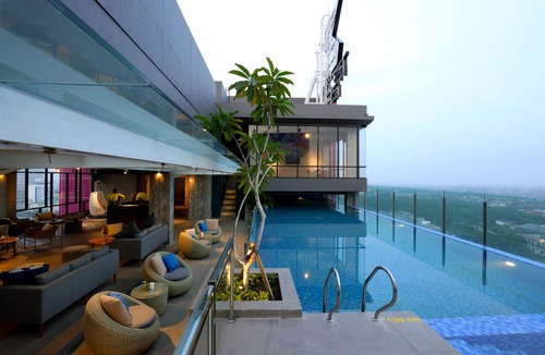 Pekanbaru Hotel | The Zuri Pekanbaru