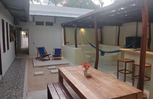 Rote Island Apartment | Tiky Nemberala