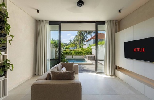 Pejeng Kawan Villa | Tranquil 2BR Ubud Villa | Pool and Scenic Views