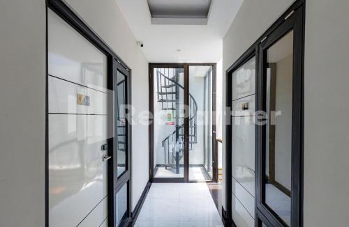 Dinoyo Hotel | Tree Homestay Mitra RedDoorz