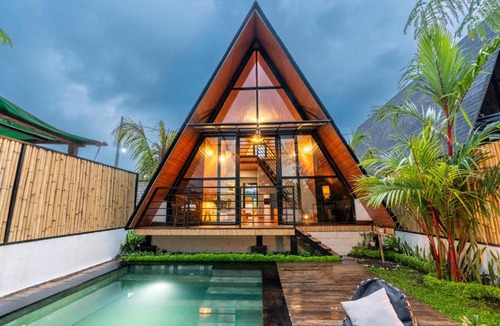 Banjar Semer Villa | Triangle Paddy Villa a cozy & quiet natural living