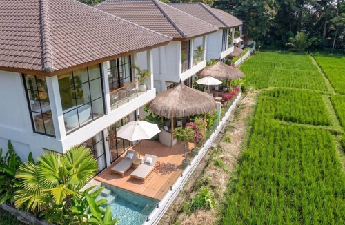 Melayang Villa | Tropical 2BR in Ubud's Ricefields w Pool & Garden