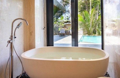 Melayang House | Tropical 3BR Hideaway with Huge Pool, PARQ Access