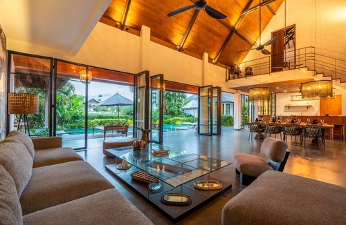 Pererenan Villa | Two Private Pools Tropical Garden Beach walk