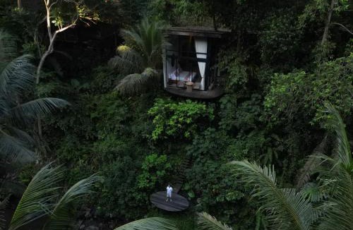 Nyuh Kuning House | Ubud zen river house, secluded tranquil retreat in nature