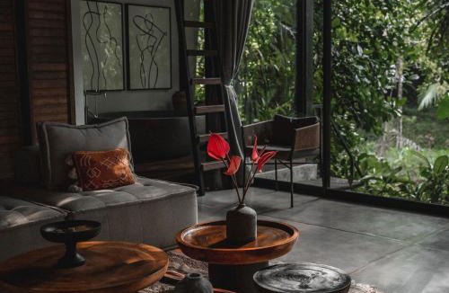 Nyuh Kuning House | Ubud zen river house, secluded tranquil retreat in nature