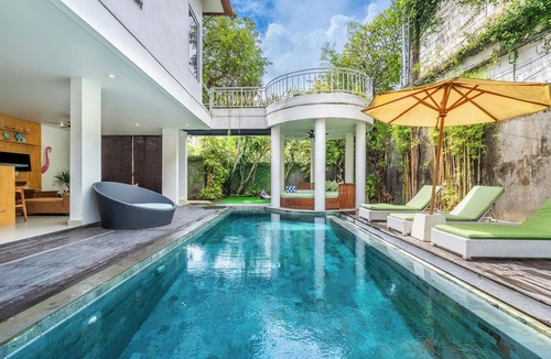Dyanapura House | Up to 16 Pax, 2 Villas - Right by the beach