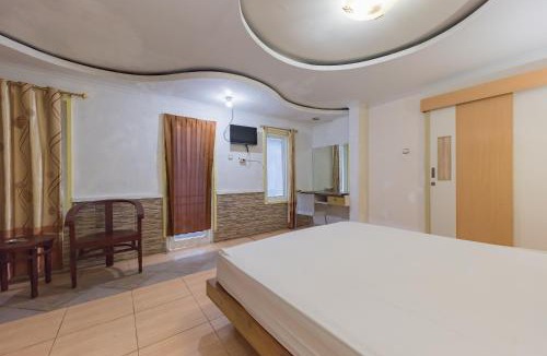 Cipanas Hotel | Urbanview Hotel Anggrek Puncak by RedDoorz