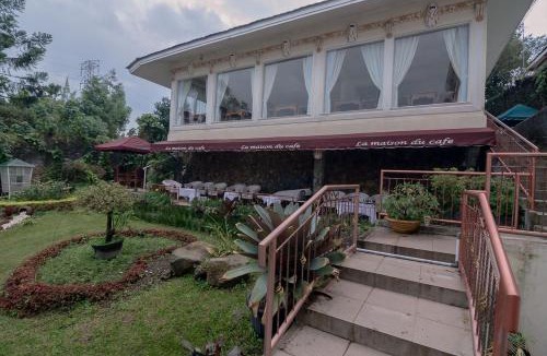 Cimacan Hotel | Urbanview Hotel Mon Bel Cibodas by RedDoorz
