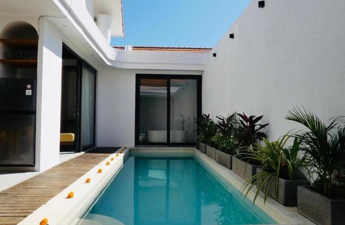 Denpasar Timur Villa | Villa Agapanthus! The hidden gem of Kesiman, 2 bedroom villa with swimmingpool