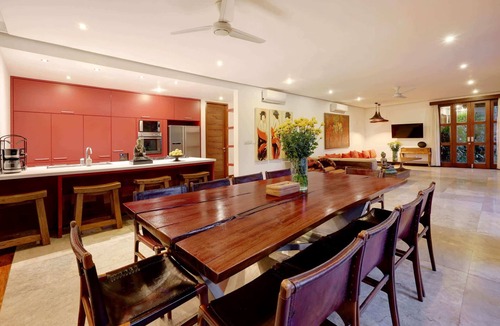 North Legian Villa | Villa Amira · 5BR · 17m Pool · Walk to Beach