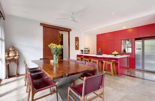 North Legian Villa | Villa Amira · 5BR · 17m Pool · Walk to Beach