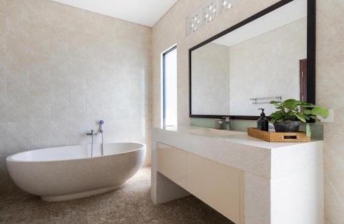 Sanur Kauh Villa | Villa Ariki - Stylish Sanur Escape