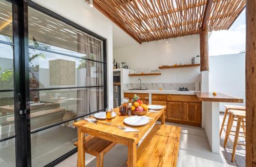 Beraban Villa | Villa Camille - Private 1BR Oasis with Pool in Nyanyi Beach