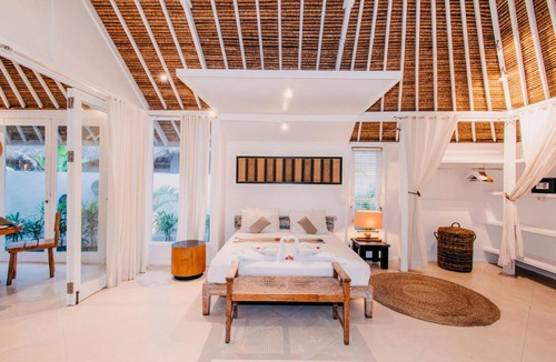 Mushroom Bay Villa | Villa Cinta