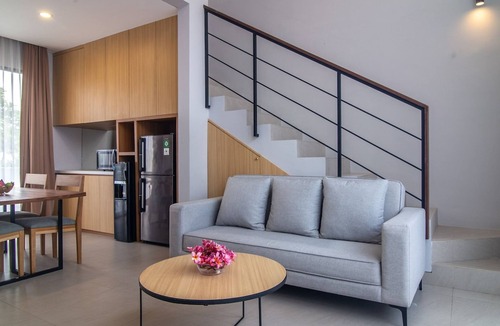 Kediri Villa | Villa Darmadi · Spacious studio beautiful sunset
