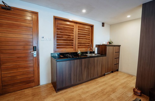 Petitenget Villa | Villa Kayu Raja