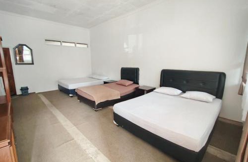 Pangalengan Bed & Breakfast | Villa KC Cileunca