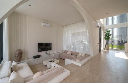 Umalas Villa | Villa Kiyomi - Brand-New 2BR Designer Umalas Villa