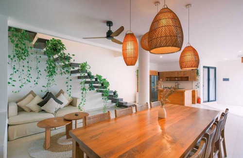 Cemagi House | Villa Merman | 3BR w BBQ Deck & Pool In Pererenan