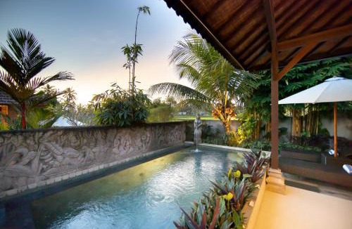 Melayang Cabin | Villa Natha
