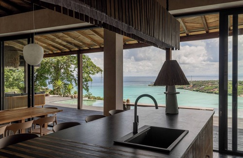 Ceningan Island Villa | Villa Odeon