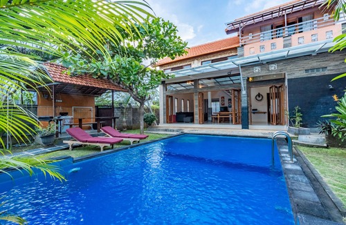 Kuta Selatan Villa | Villa Padma Nusa Dua