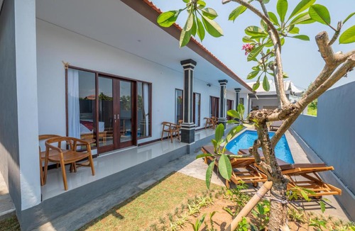 Batu Bolong House | Villa Raksa Canggu
