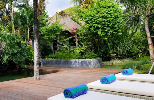 Lovina Villa | Villa Rawa Rawa - Beachfront 4 Bedroom Villa Lovina Beach
