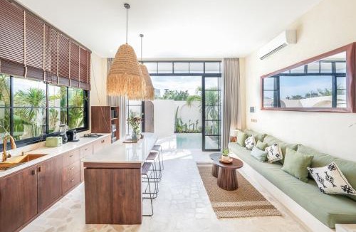 Umalas Villa | Villa Rosa Verde
