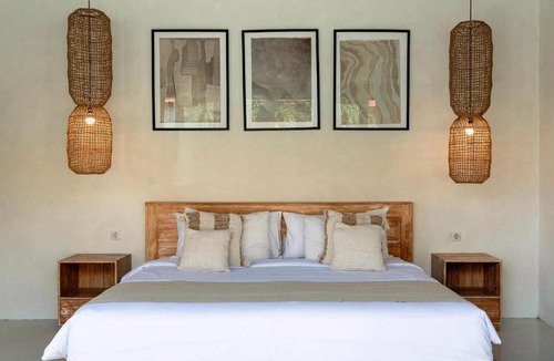 Munggu Villa | Villa Sara Anna II Mediterranean Modern
