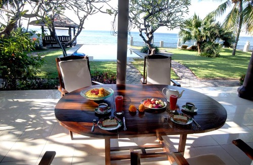 Bukti Villa | Villa Seaview- tranquil 3BR, beachfront, private pool