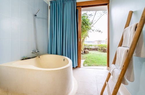 Kuta Hotel | Villa-Studio with Ocean View, Inlight Lombok