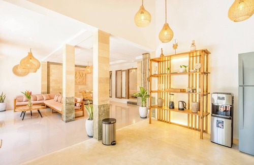 Laksmana Villa | Villa Tokyo - 3BDR - 3 min walk to KU DE TA beach