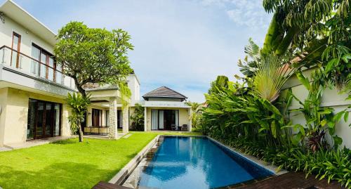 Sanur Kauh House | Villa UmaDahayu