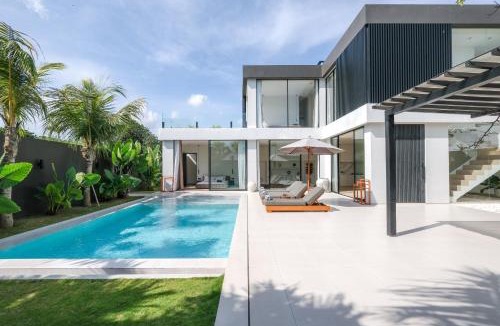 Tumbak Bayuh Villa | Villa Yuna