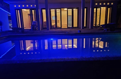Jerowaru Hotel | Villa25Ekas