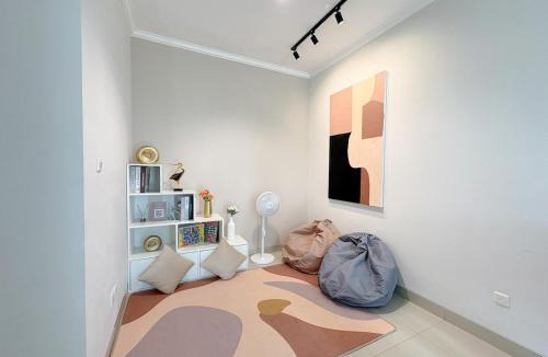 Java House | White Aesthetic Family Home