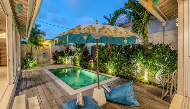 2 BR Villa Bali Pearl Stay Between Dream and Reality in Seminyak in Badung