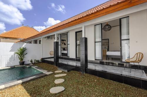2BR Villa Rose with swimming pool