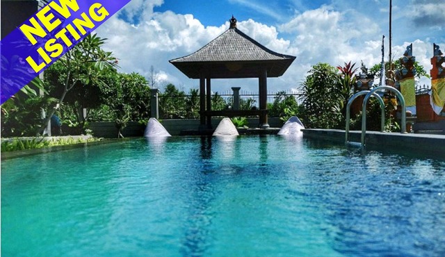 3BR Villa, Tanah Lot - 2.9Km From Tanah Lot Temple! , HUGE POOL!
