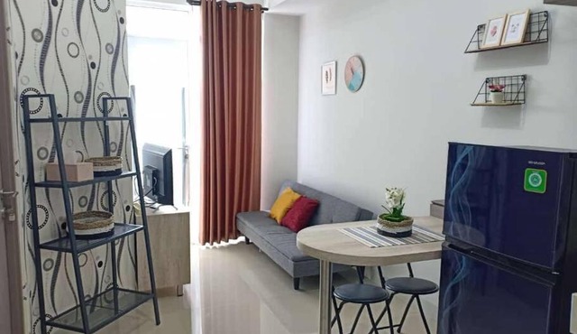 Apt Vasanta Innopark 1BR Lindera By Damaresa in Jarakasta