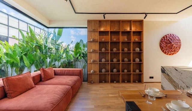 ART 2 - New 2BR Designer Pool Villa | Ubud Center