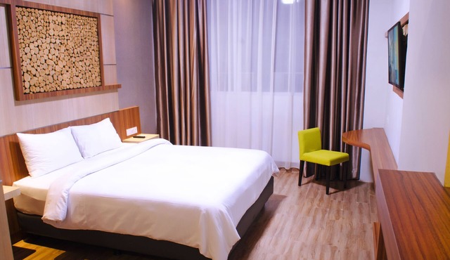 Ayola First Point Hotel Pekanbaru