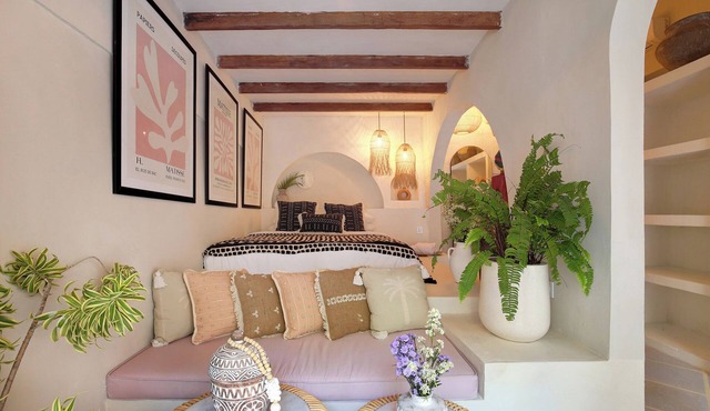 Bali Seminyak Beach Bungalow Loft Style #2 - walking distance to beach in Bali
