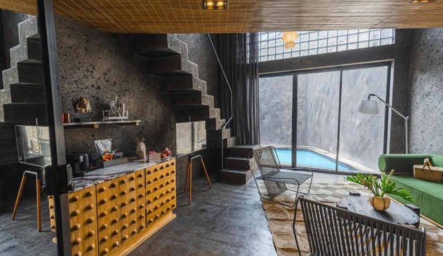 Beach Side Boutique Hotel with Private Rooftop Jacuzzi by Lima Bali in Canggu